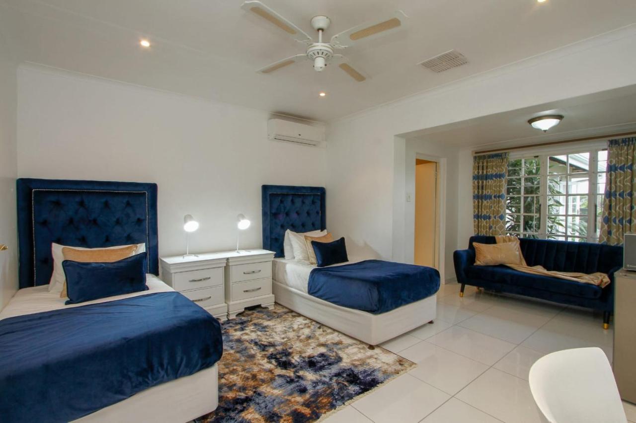 Blue Waves Lodge Umhlanga Rocks Esterno foto