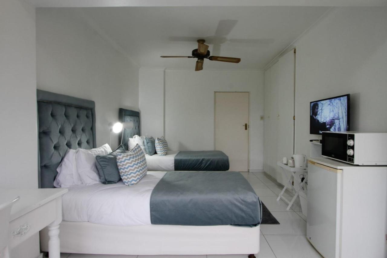 Blue Waves Lodge Umhlanga Rocks Esterno foto