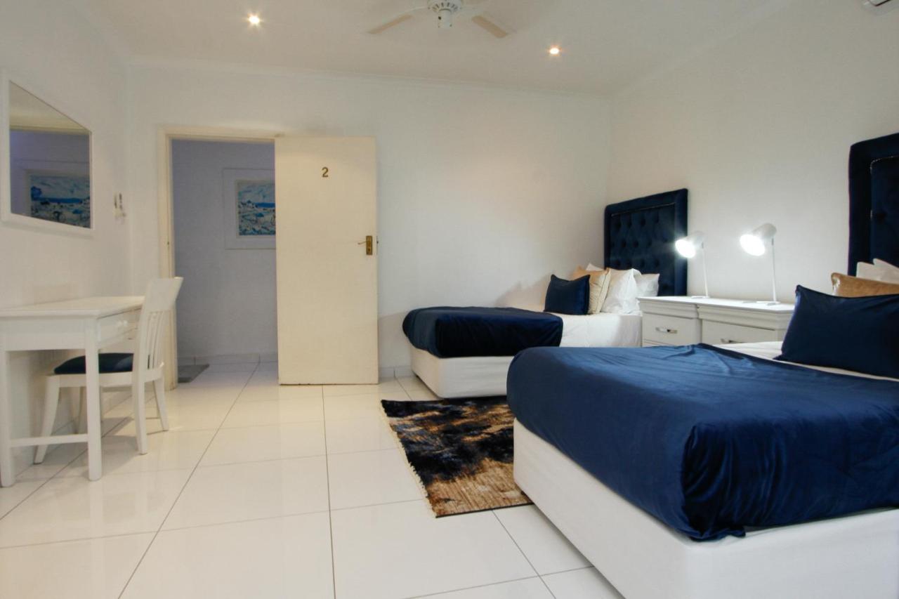 Blue Waves Lodge Umhlanga Rocks Esterno foto